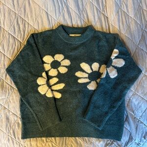 Natural Life Everyone’s Favorite Sweater! So cute! Barely worn!